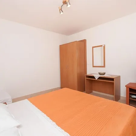 Ante Appartamento Makarska